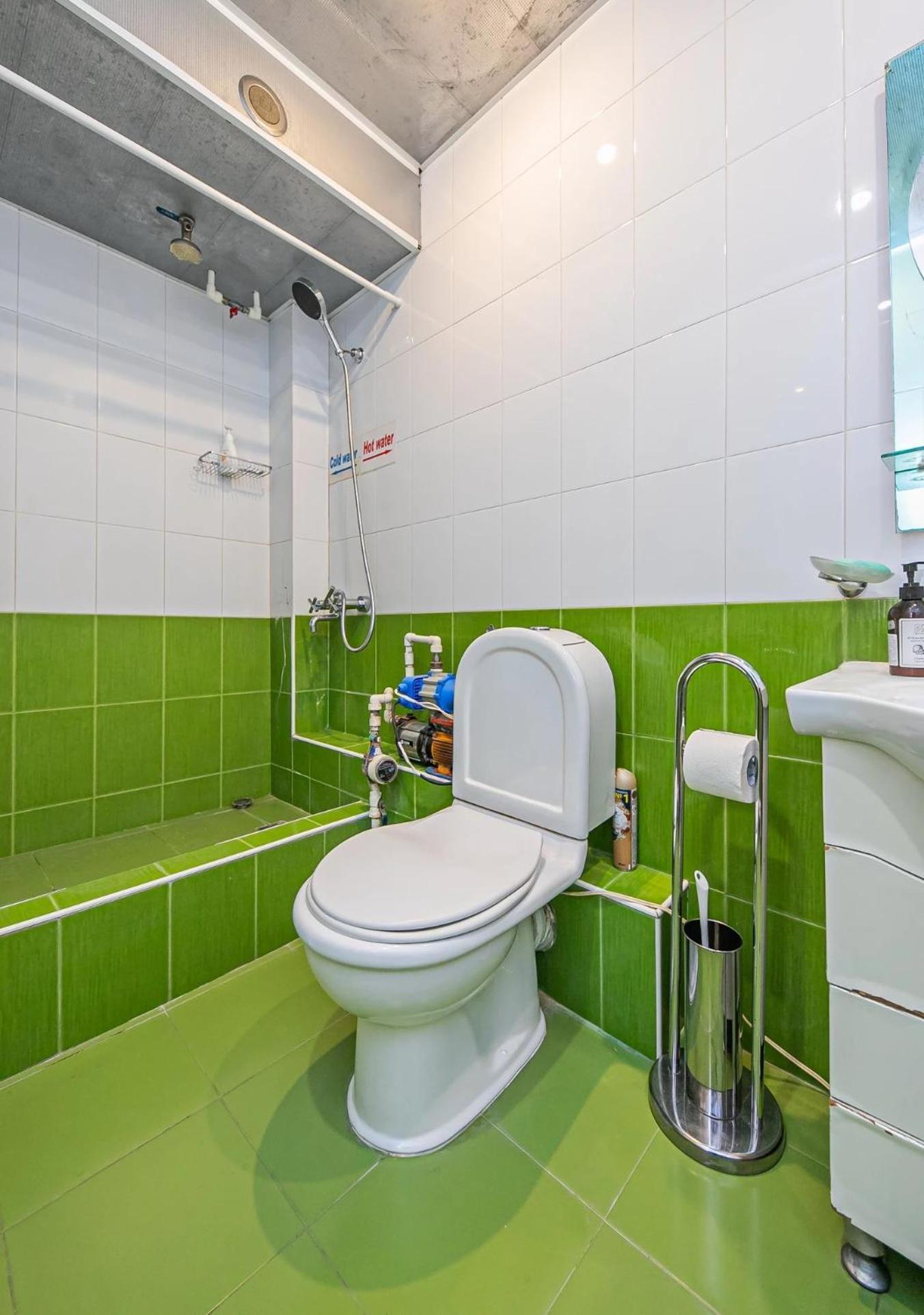 Super Location - Shared Bathroom And Kitchen Jerevan Buitenkant foto